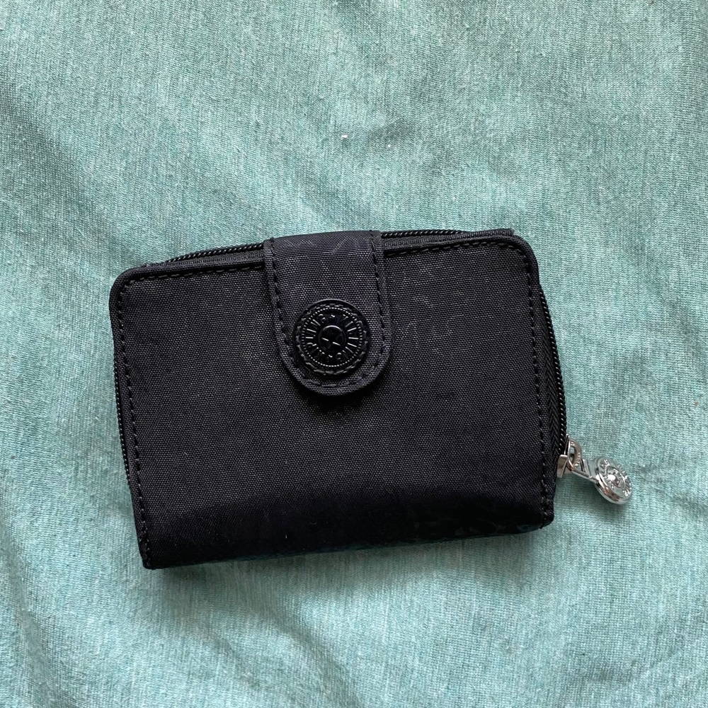 Kipling • Black Patterned Wallet